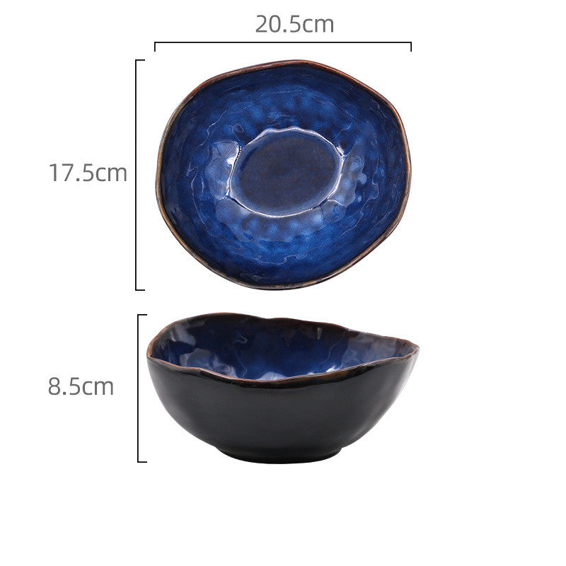 Ciotole di ceramica di colore blu con forme irregolari