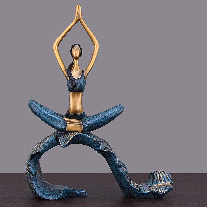 Scultura "Yoga sulle onde"