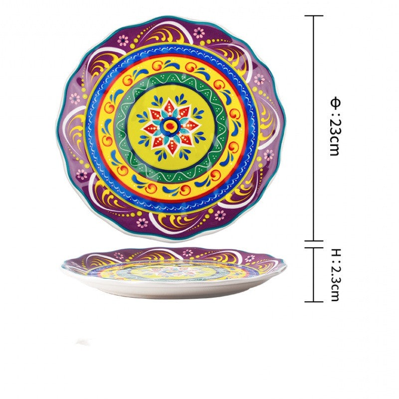 Piatti coloratissimi in ceramica con fiori e forme geometriche 