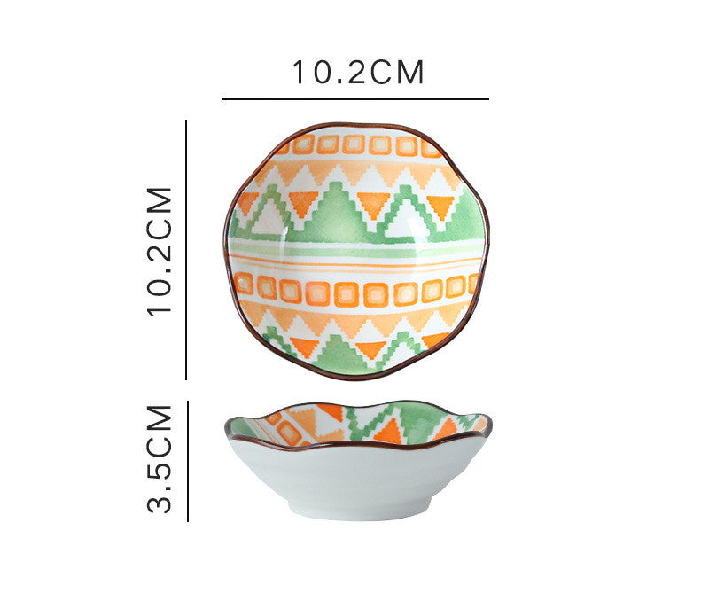 Piccole ciotole in ceramica con forme geometriche e forme diverse