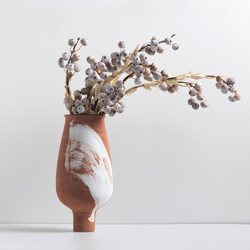 Vaso in ceramica color argilla "Rovesciato"