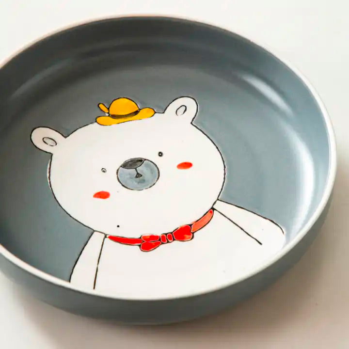 Piatto fondo in ceramica  "Orso polare con capellino"