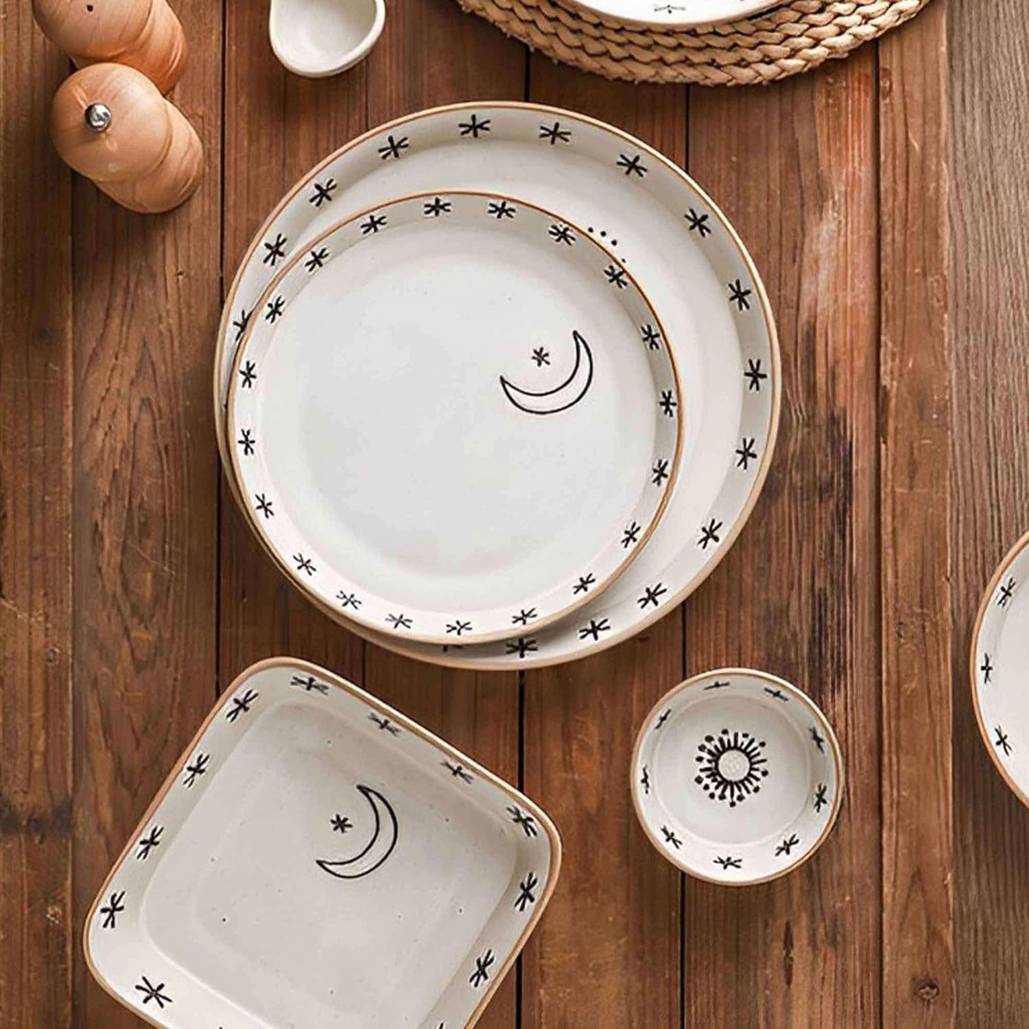 Piatto quadrato e cucchiaino in ceramica stile vintage: Sole e Luna