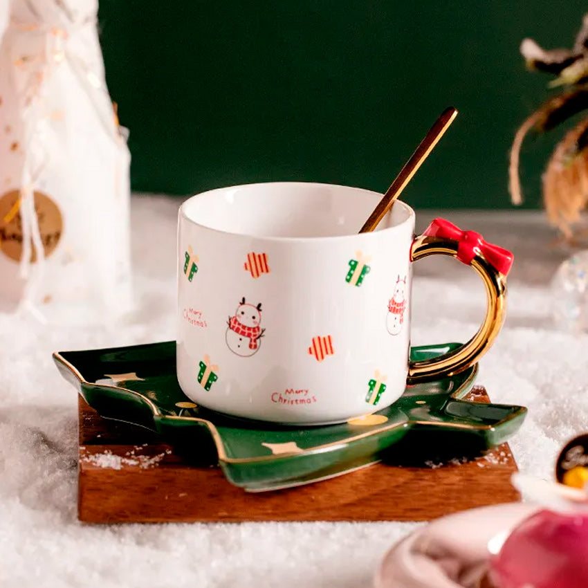 Set tazza con piattino in ceramica e cucchiaino dorato per Natale