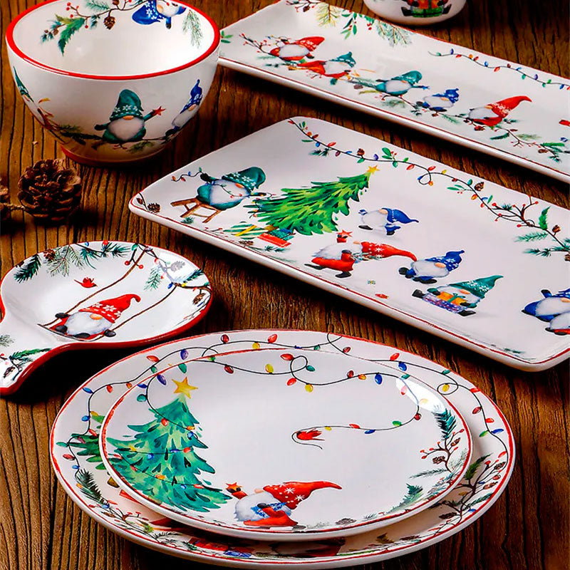 Piatti e Tazze in Ceramica con Design Natalizio