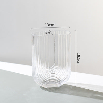 Vaso semplice ed elegante in vetro dallo stile nordico