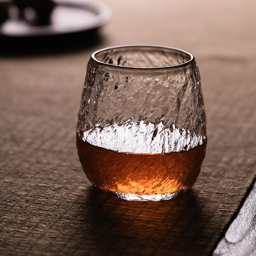 Bicchiere di cristallo effetto ghiaccio