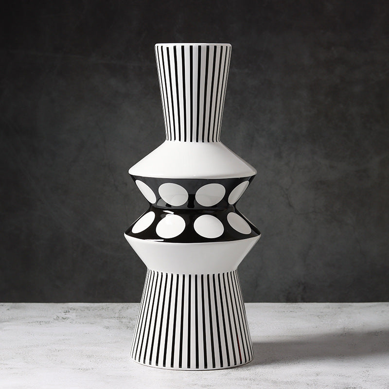 Vaso in ceramica Bianco e Nero Geometrico 2