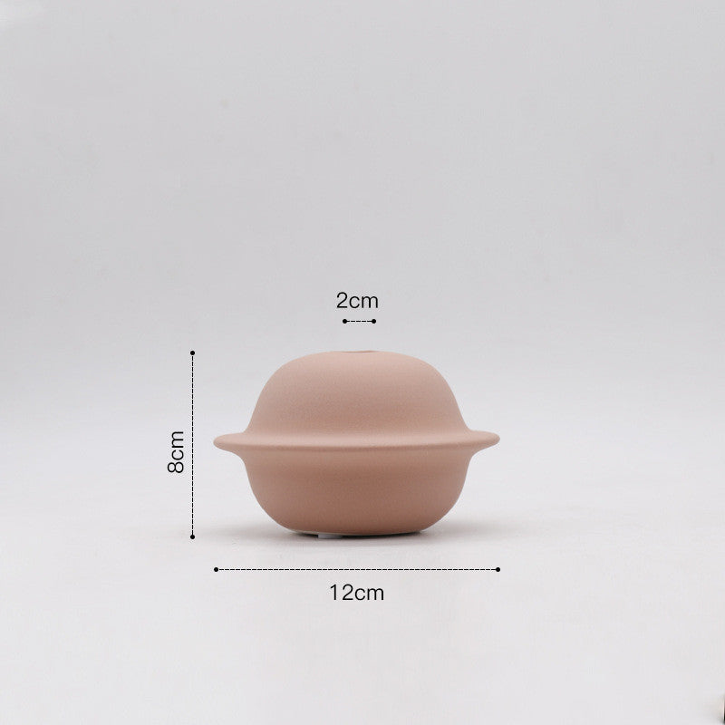 Vasi astratti in ceramica con design moderno
